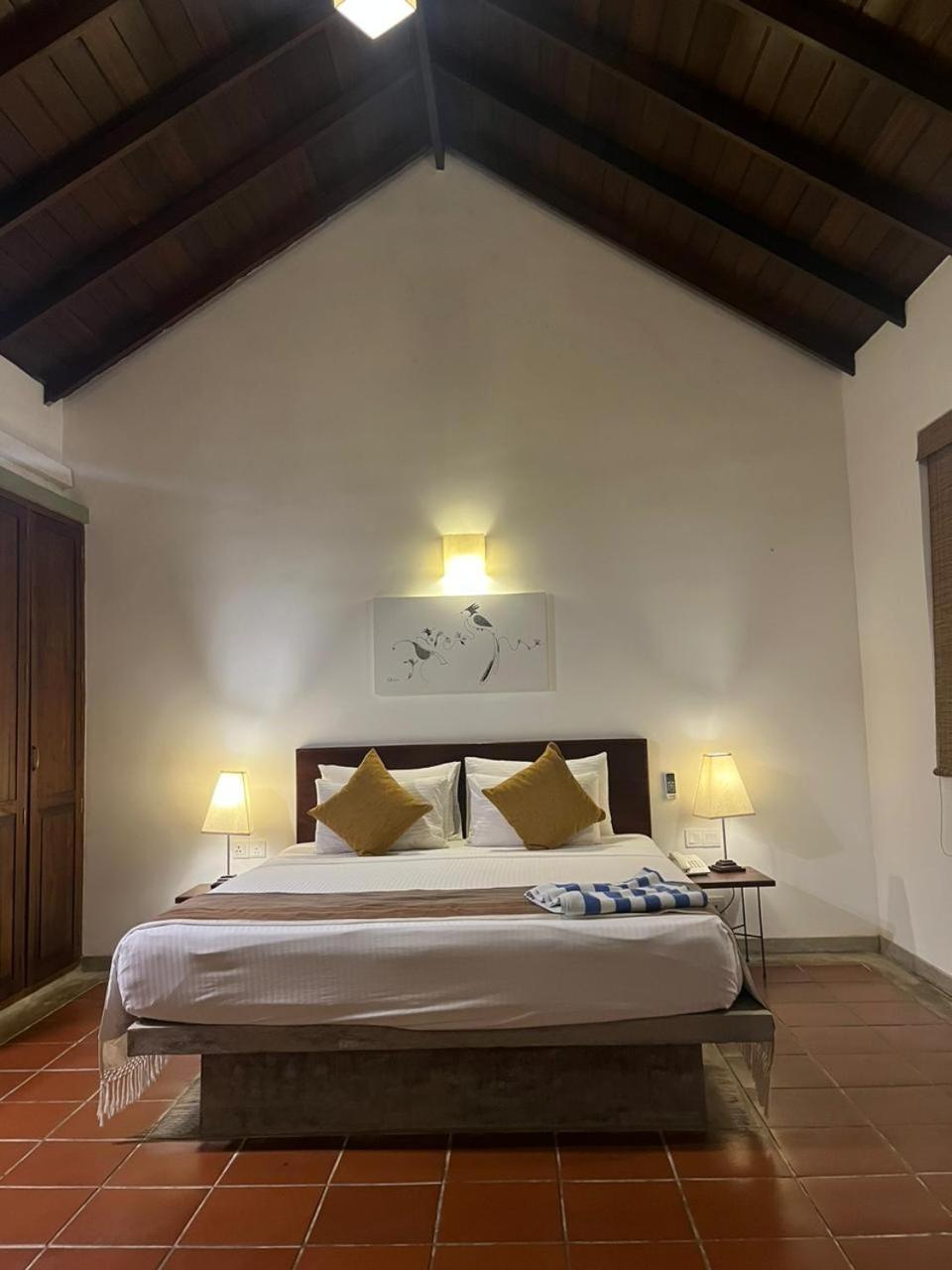 Ehalagala Lake Resort 锡吉里亚 外观 照片